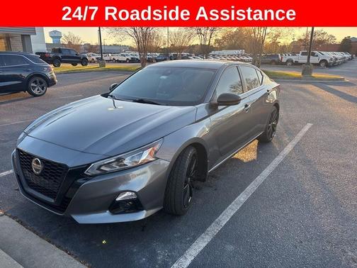 2022 Nissan Altima 2.5 SR