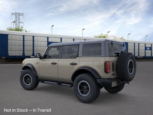 Desert Sand 2026 Ford Bronco Badlands