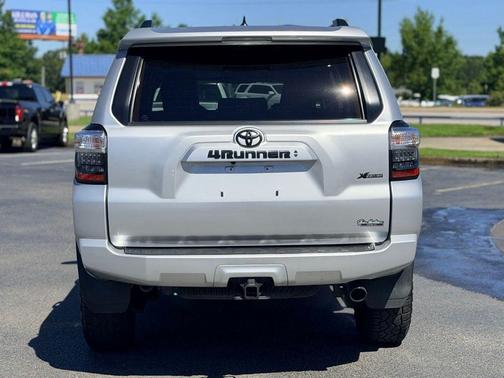 Classic Silver Metallic 2022 Toyota 4Runner SR5