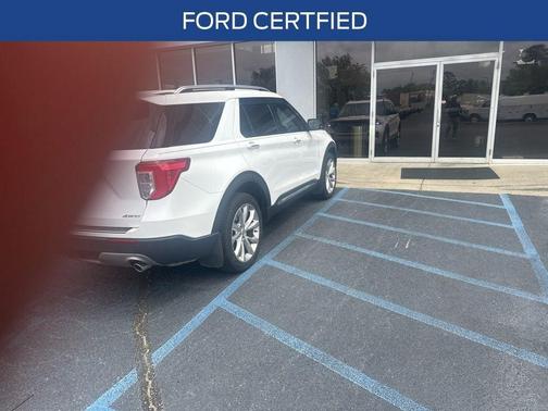 Star White 2022 Ford Explorer Platinum