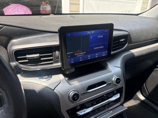 Gray Metallic 2021 Ford Explorer XLT
