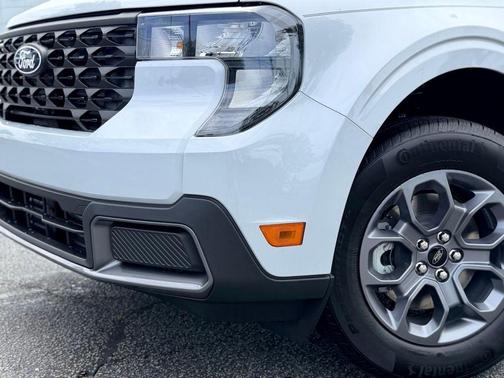 White Metallic 2026 Ford Maverick XLT