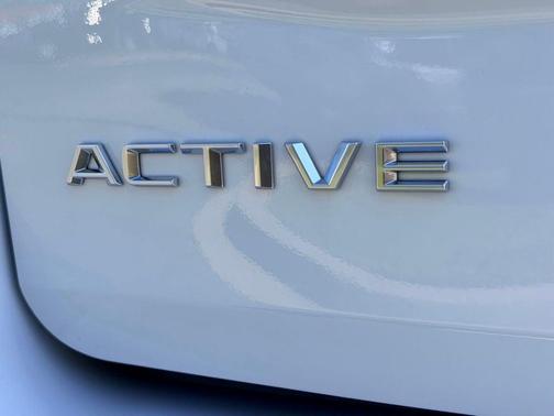 Oxford White 2026 Ford Expedition Max Active
