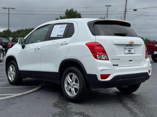 2022 Chevrolet Trax LS