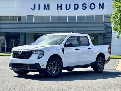 Oxford White 2026 Ford Maverick XLT