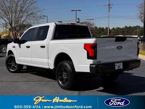 2025 Ford F-150 Lightning Pro
