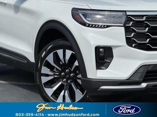 2025 Ford Explorer Platinum