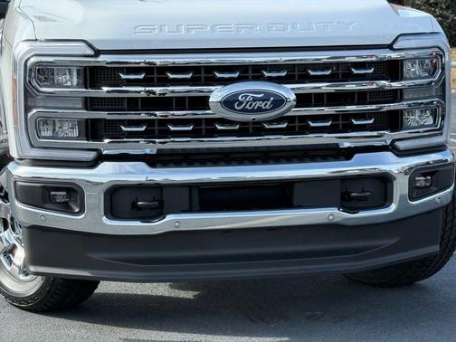 2026 Ford F-350 Lariat Super Duty