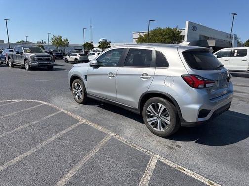 Alloy Silver Metallic 2024 Mitsubishi Outlander Sport 2.0 SE