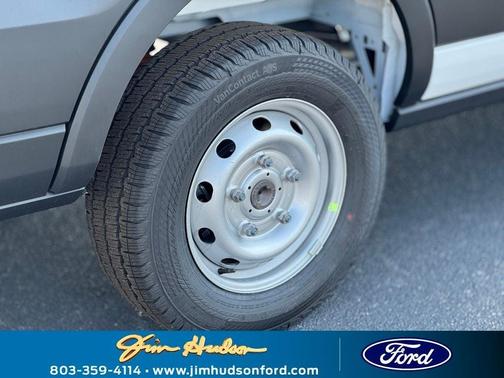 2025 Ford Transit-250 148 WB Medium Roof Cargo