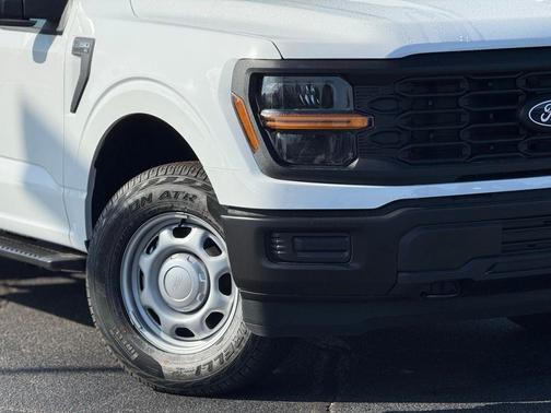 Oxford White 2025 Ford F-150 XL