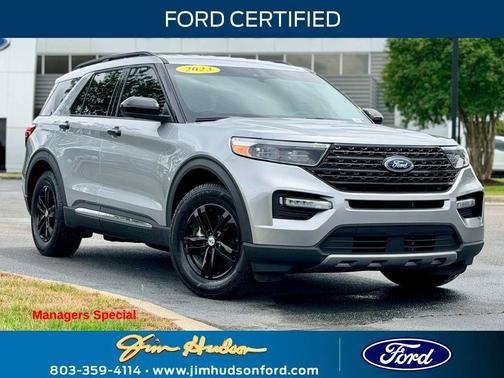 Silver Metallic 2023 Ford Explorer XLT