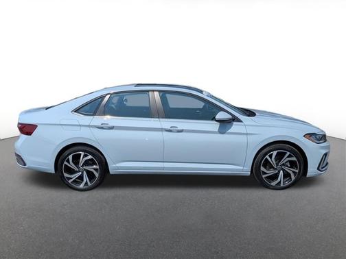 Alpine Grey 2025 Volkswagen Jetta 1.5T SEL