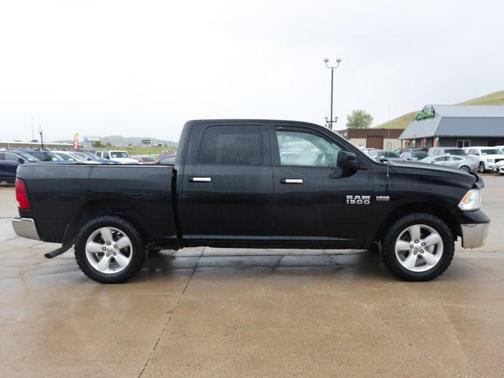 Black Clearcoat 2014 RAM 1500 SLT