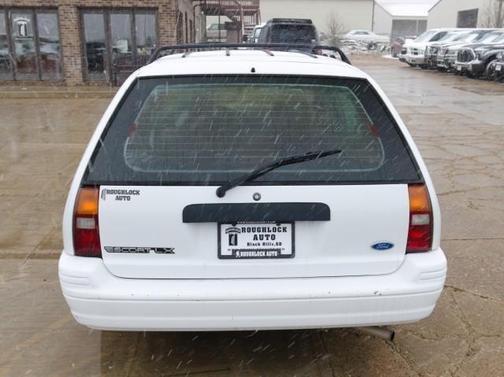 White 1995 Ford Escort LX Package Wagon