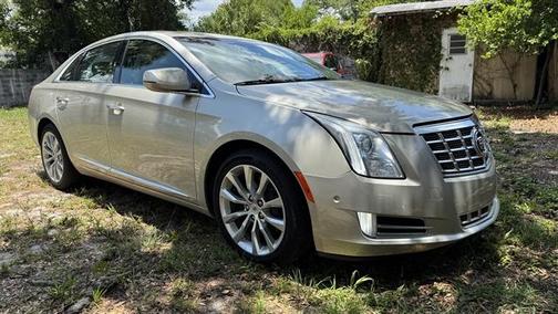 Silver Coast Metallic 2015 Cadillac XTS Luxury