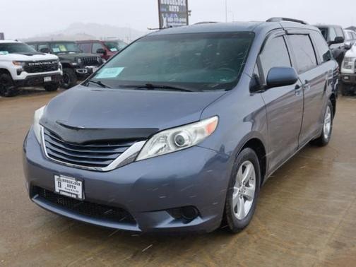 2015 Toyota Sienna LE