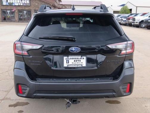 Crystal Black Silica 2020 Subaru Outback Onyx Edition XT
