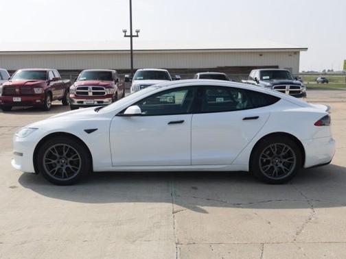 2021 Tesla Model S Plaid