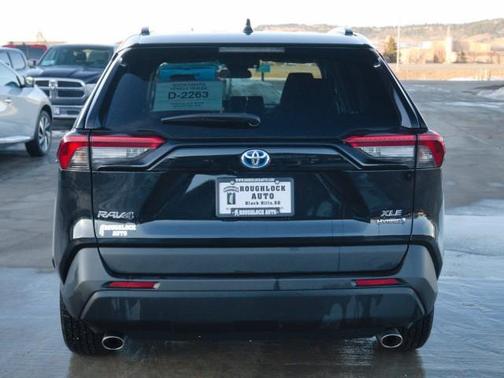 2024 Toyota RAV4 Hybrid XLE