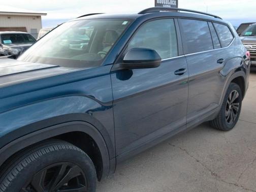 2022 Volkswagen Atlas 3.6L SE w/Technology