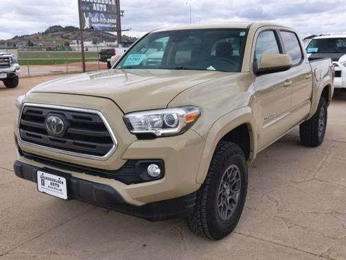 Quicksand 2018 Toyota Tacoma SR5