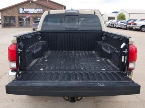 Quicksand 2018 Toyota Tacoma SR5
