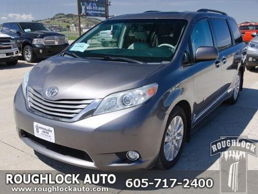 2013 Toyota Sienna XLE