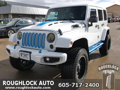 Bright White 2016 Jeep Wrangler Unlimited Sahara