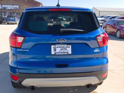 Lightning Blue Metallic 2019 Ford Escape SE