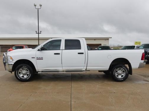 2018 RAM 2500 Tradesman Crew Cab 4x4 8' Box