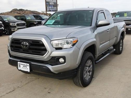 2019 Toyota Tacoma SR