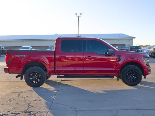 Rapid Red Metallic Tinted Clearcoat 2024 Ford F-150 XLT