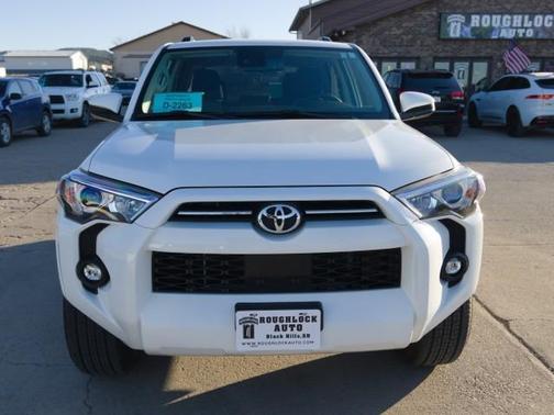 2024 Toyota 4Runner SR5