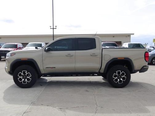 2024 GMC Canyon AT4X