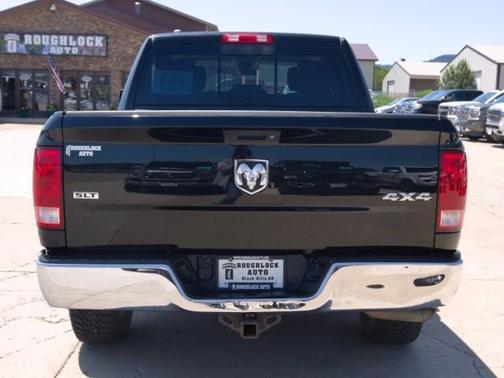 2017 RAM 1500 SLT