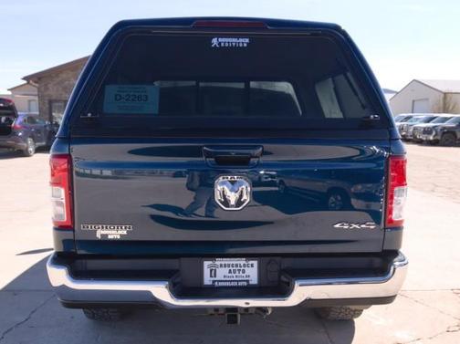 Patriot Blue Pearlcoat 2022 RAM 1500 Big Horn/Lone Star