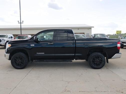 2016 Toyota Tundra SR5