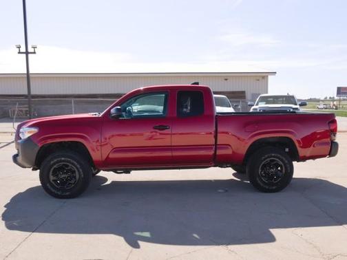Barcelona Red Metallic 2021 Toyota Tacoma SR