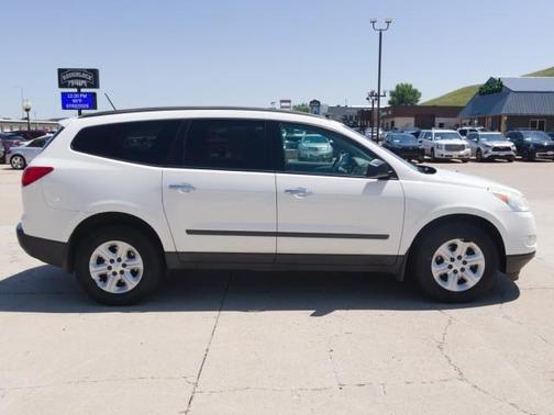 2011 Chevrolet Traverse LS