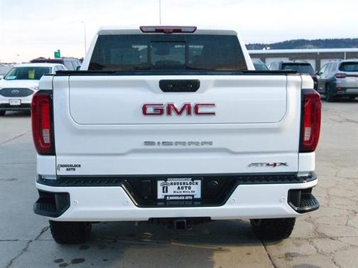 2023 GMC Sierra 1500 AT4X
