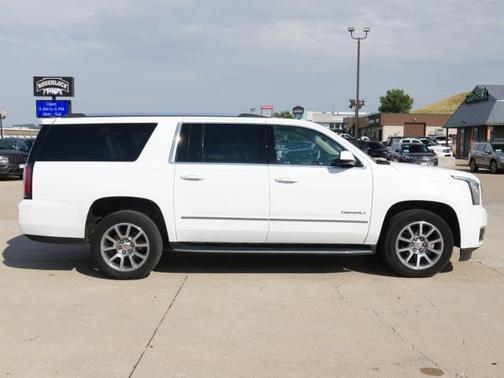 2020 GMC Yukon XL Denali