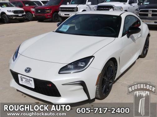 Halo 2025 Toyota GR86 Premium