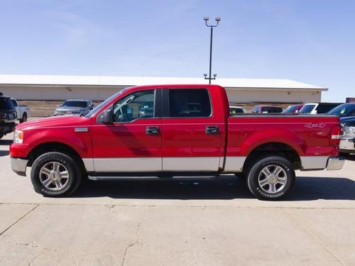 Bright Red 2005 Ford F-150 XLT SuperCrew