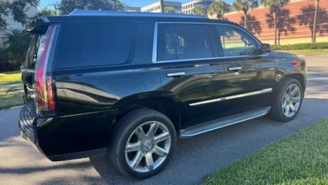 2015 Cadillac Escalade Luxury