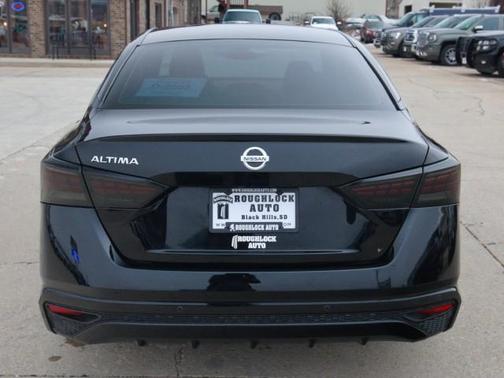 2022 Nissan Altima S FWD