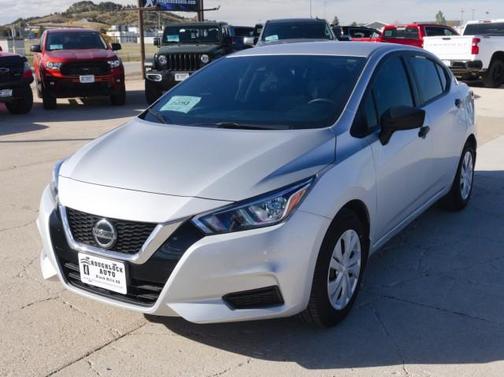 2022 Nissan Versa 1.6 S