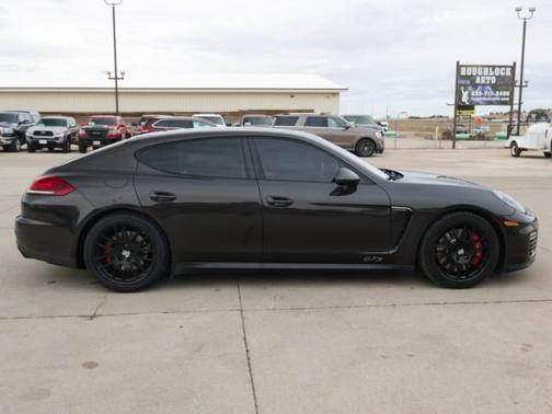 2014 Porsche Panamera GTS