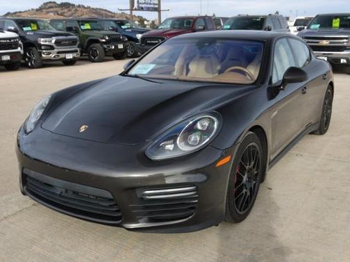 2014 Porsche Panamera GTS