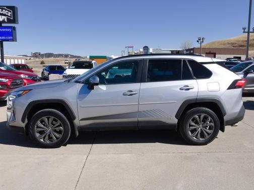 2022 Toyota RAV4 Hybrid XLE Premium